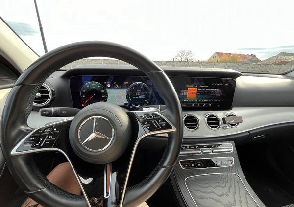Mercedes-Benz Klasa E cena 159773 przebieg: 110000, rok produkcji 2021 z Opole małe 211